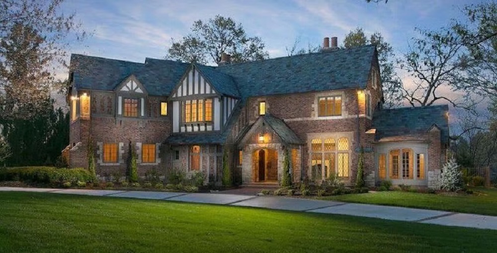 Kansas’s Wealthiest Neighborhoods