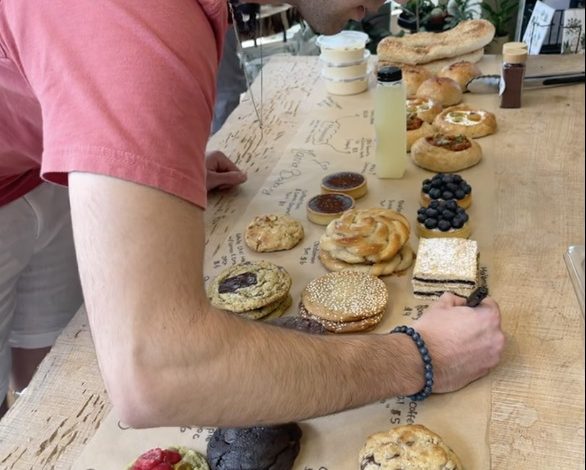 Manna’s family was displaced during the Nakba from the Palestinian city of Akka and spread across the Middle East.