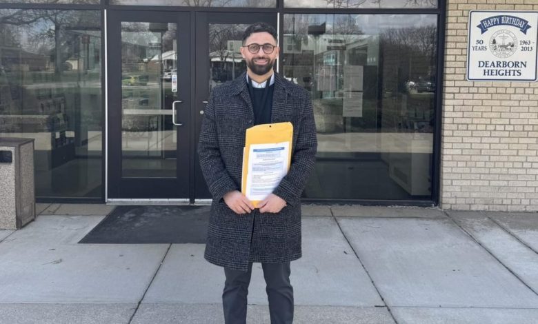 Dearborn Heights Mayor Mo Baydoun introduces a new online hiring portal offering jobs up to $100,000.