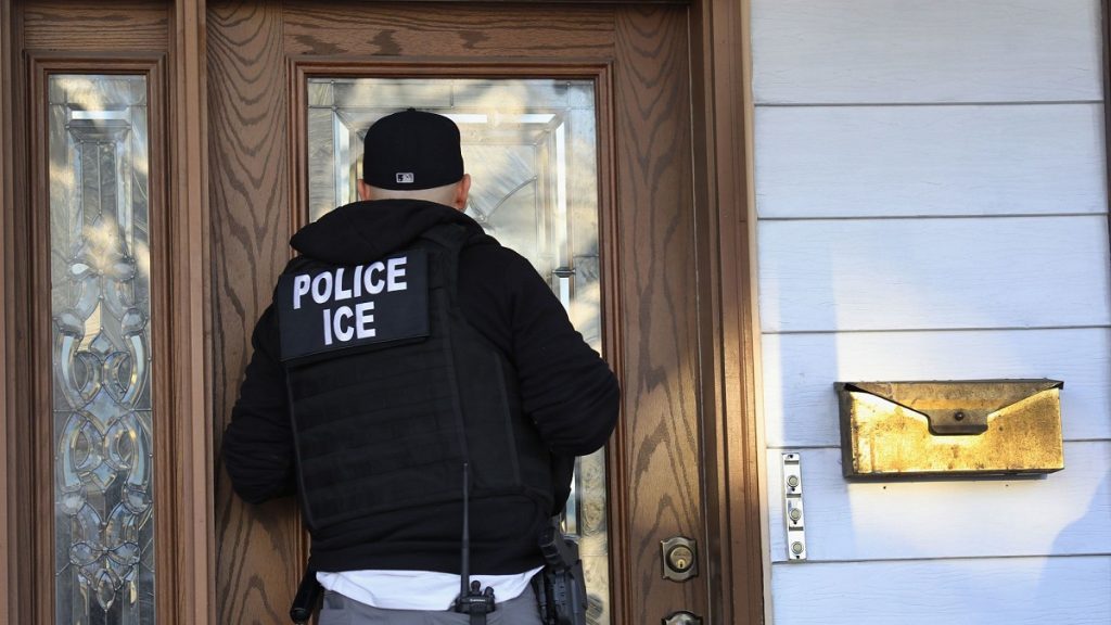 A federal court has upheld New York’s 2020 “Protect Our Courts Act,” restricting ICE agents from making courthouse arrests without judicial warrants.