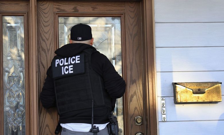A federal court has upheld New York’s 2020 “Protect Our Courts Act,” restricting ICE agents from making courthouse arrests without judicial warrants.