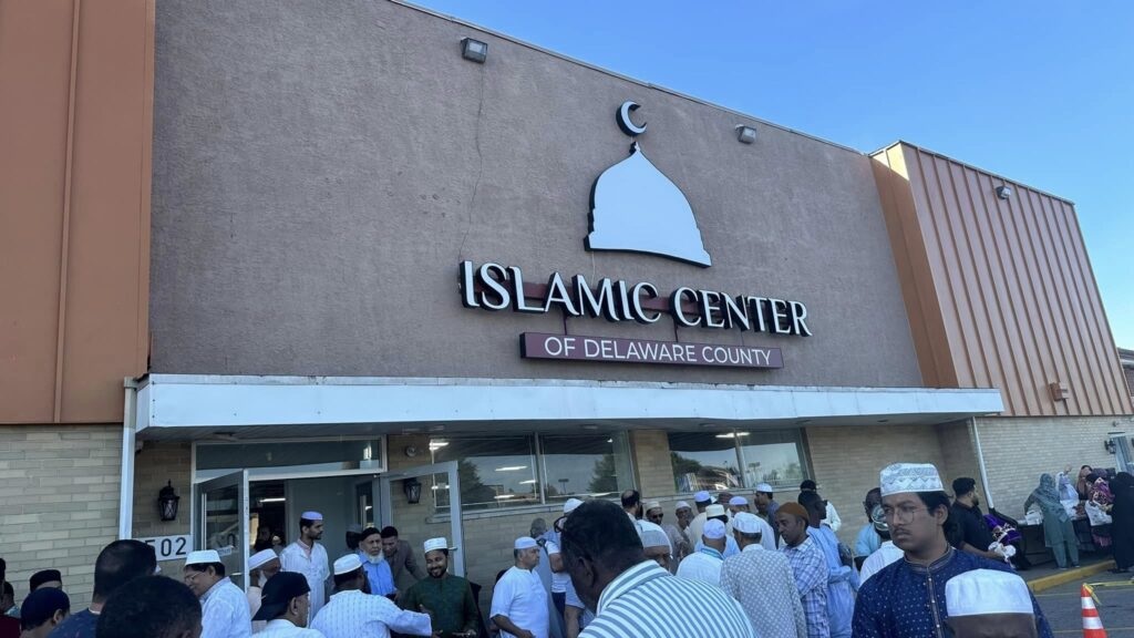 The Muslim community in Delaware is estimated to range between 15,000 and 20,000 residents, representing a blend of ethnic backgrounds including Arab, African American, South Asian, West African, Turkish, Bosnian, and convert communities.