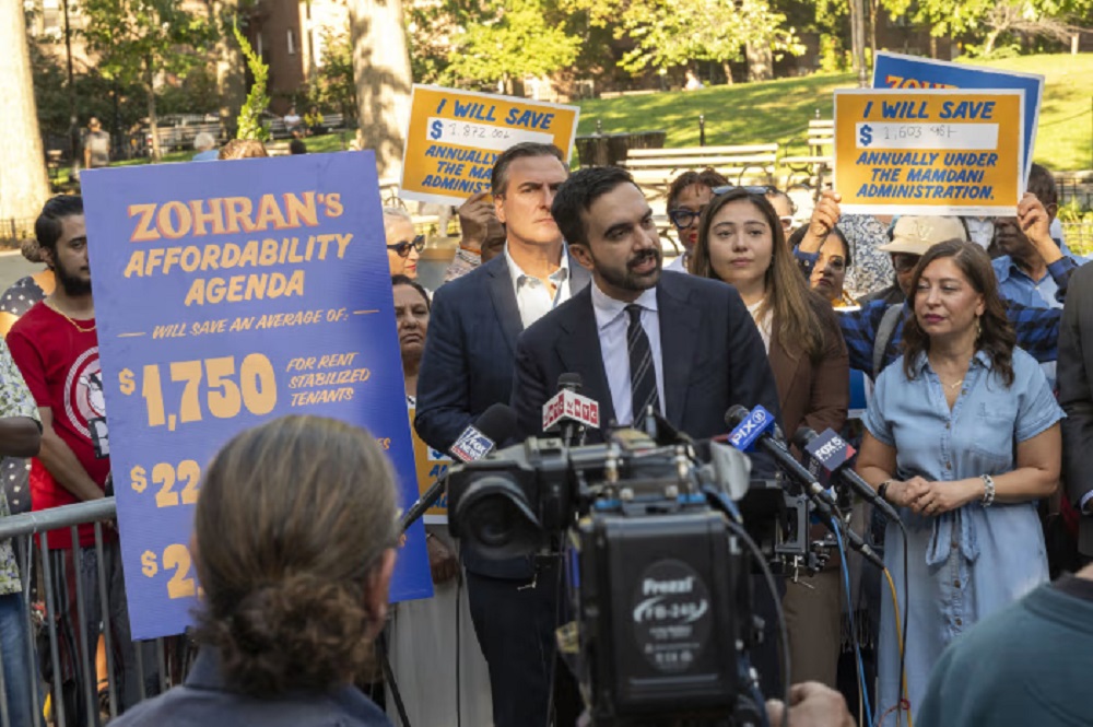 Traders on the Kalshi prediction platform are forecasting decisive wins for the three main Democratic candidates in the November 4 elections across New York, New Jersey, and Virginia.