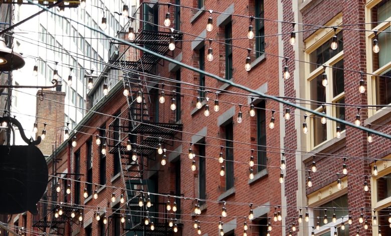 The All-Electric Building Law, passed as part of New York’s ambitious 2019 Climate Leadership and Community Protection Act, is a cornerstone of the state’s strategy to aggressively cut fossil fuel emissions over the next 25 years.