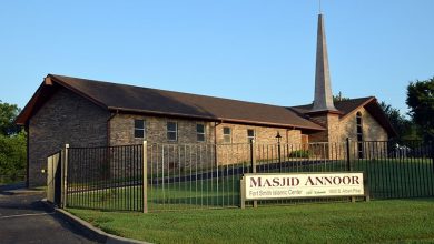 The Muslim community in Fort Smith places a strong emphasis on Islamic education, charitable work, and interfaith dialogue.