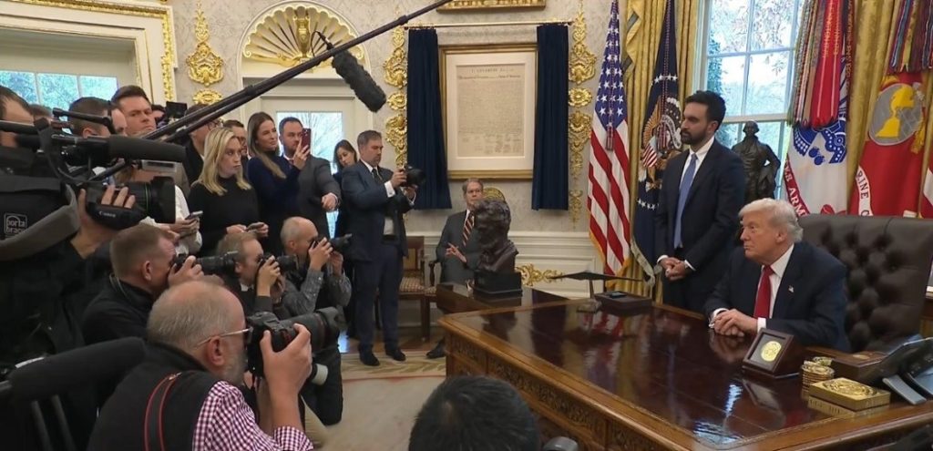 A surprisingly warm Oval Office meeting between Trump and Zohran Mamdani reshaped political narratives, defused GOP attacks, and opened the door to new NYC cooperation.