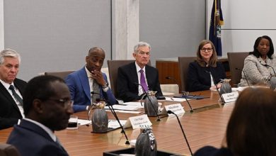 Federal Reserve officials are increasingly hesitant about another interest rate cut in December, citing stubborn inflation, uncertain labor-market data, and widening divisions inside the central bank.