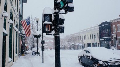 The National Weather Service has issued widespread warnings about a powerful winter storm expected to hit several states from Monday through Wednesday, bringing snowfall of up to 14 inches in some areas and creating “dangerous” conditions that threaten daily travel safety.