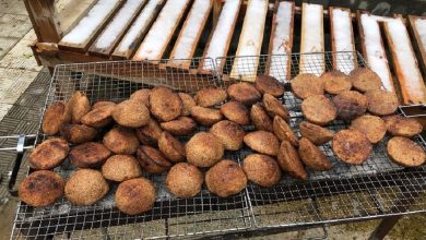 As every year, with the arrival of the “white visitor” — snow — the mountain villages of northern Lebanon return to their roots and former authenticity, reviving the rituals of traditional cuisine passed down through generations.