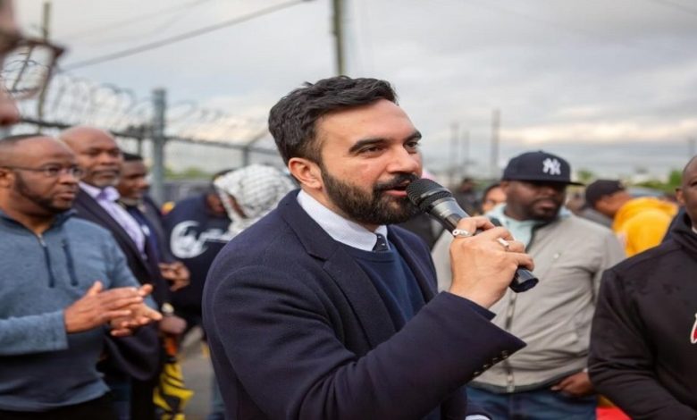 New York City mayor-elect Zahran Mamdani explains migrants’ rights to remain silent, refuse entry, and record ICE agents after federal raids in Manhattan.