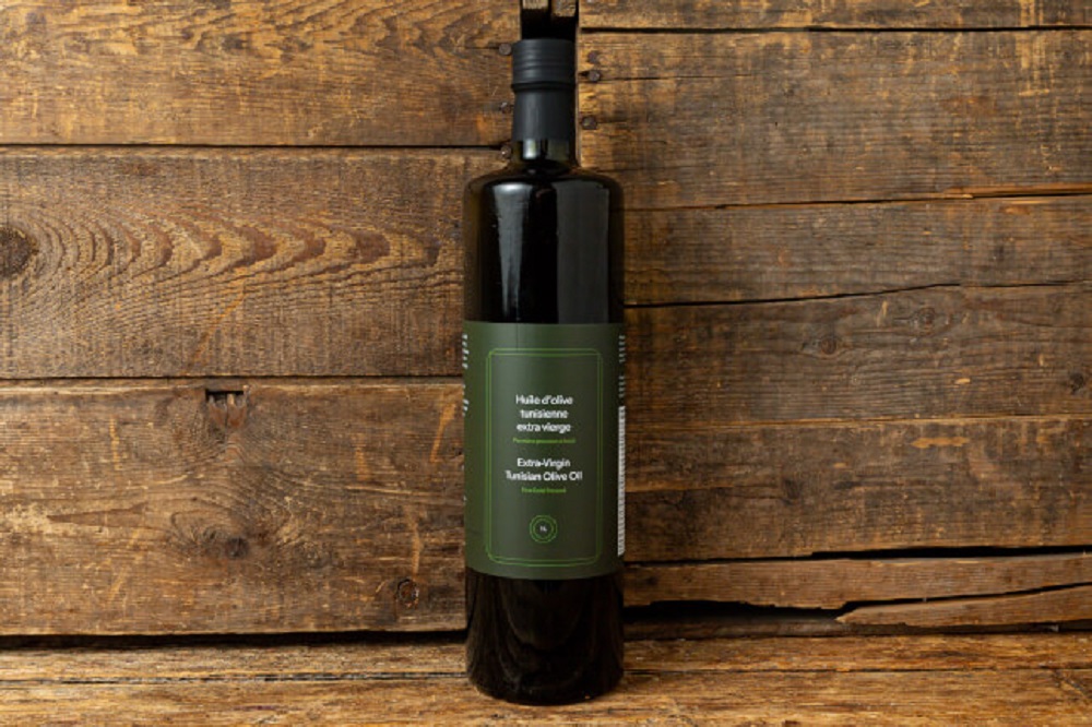 Thanks to globalization and import markets, Tunisian olive oil is increasingly available in Middle Eastern grocery stores, specialty food markets, and online retailers.
