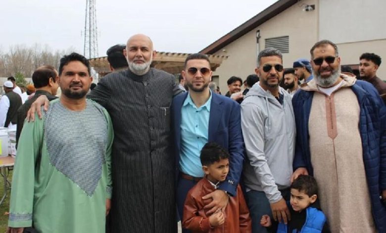 the Muslim community in Newark, New Jersey — its history, diversity, mosques, social contributions, community organizations, and cultural presence. Learn how Muslims in Newark shape local life and maintain faith and heritage.