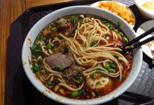 Halal Chinese noodle soups have gained popularity in major U.S. cities such as New York, Chicago, and Los Angeles. These soups feature slow-braised halal beef, aromatic spices, and hand-pulled wheat noodles, inspired by Hui Muslim cuisine.