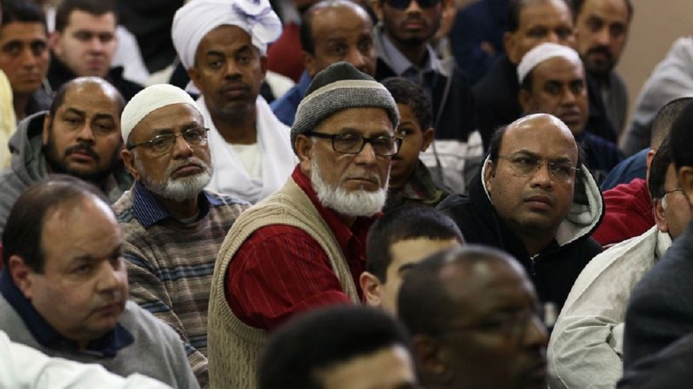 The presence of Muslims in Des Moines dates back to the mid-20th century, when small numbers of Muslim students, professionals, and immigrants began settling in Iowa for education and employment opportunities.