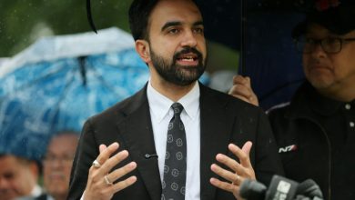 Zohran Mamdani’s election as New York’s first Muslim mayor reflects a major demographic and political shift, highlighting the growing influence of Muslim communities in city governance.